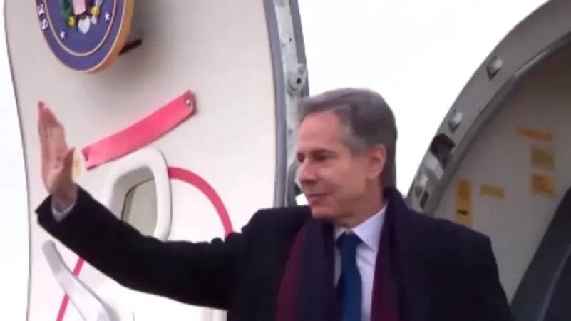 مشاكل بوينغ تنهال.. تسرب الأكسجين أوقف طائرة بلينكن!