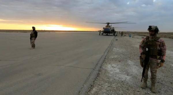 بأكثر من 20 صاروخاً .. هجوم على قاعدة عين الأسد بالعراق