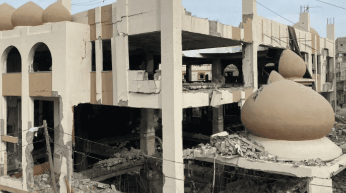 غزة.. الاحتلال دمر ألف مسجد واغتال أكثر من 100 داعية