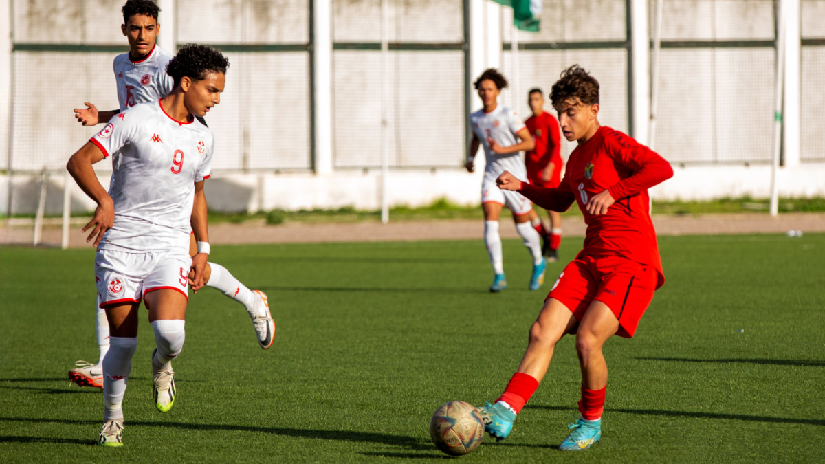 منتخب القدم تحت 17 عاما يتعثر أمام تونس ودياً