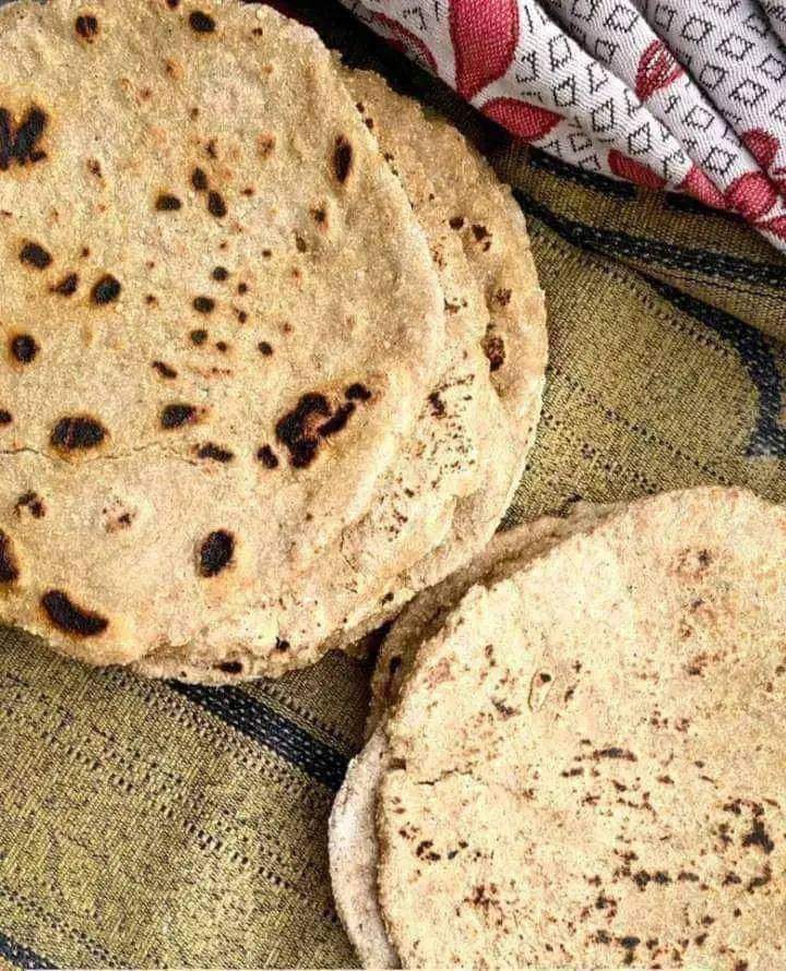 علف الحيوانات دقيق للخبز في غزة