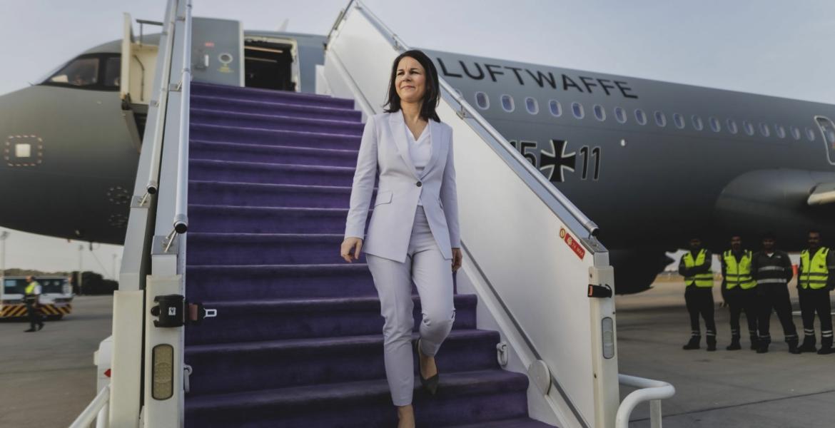طائرة وزيرة خارجية ألمانيا تهبط اضطرارياً بالسعودية
