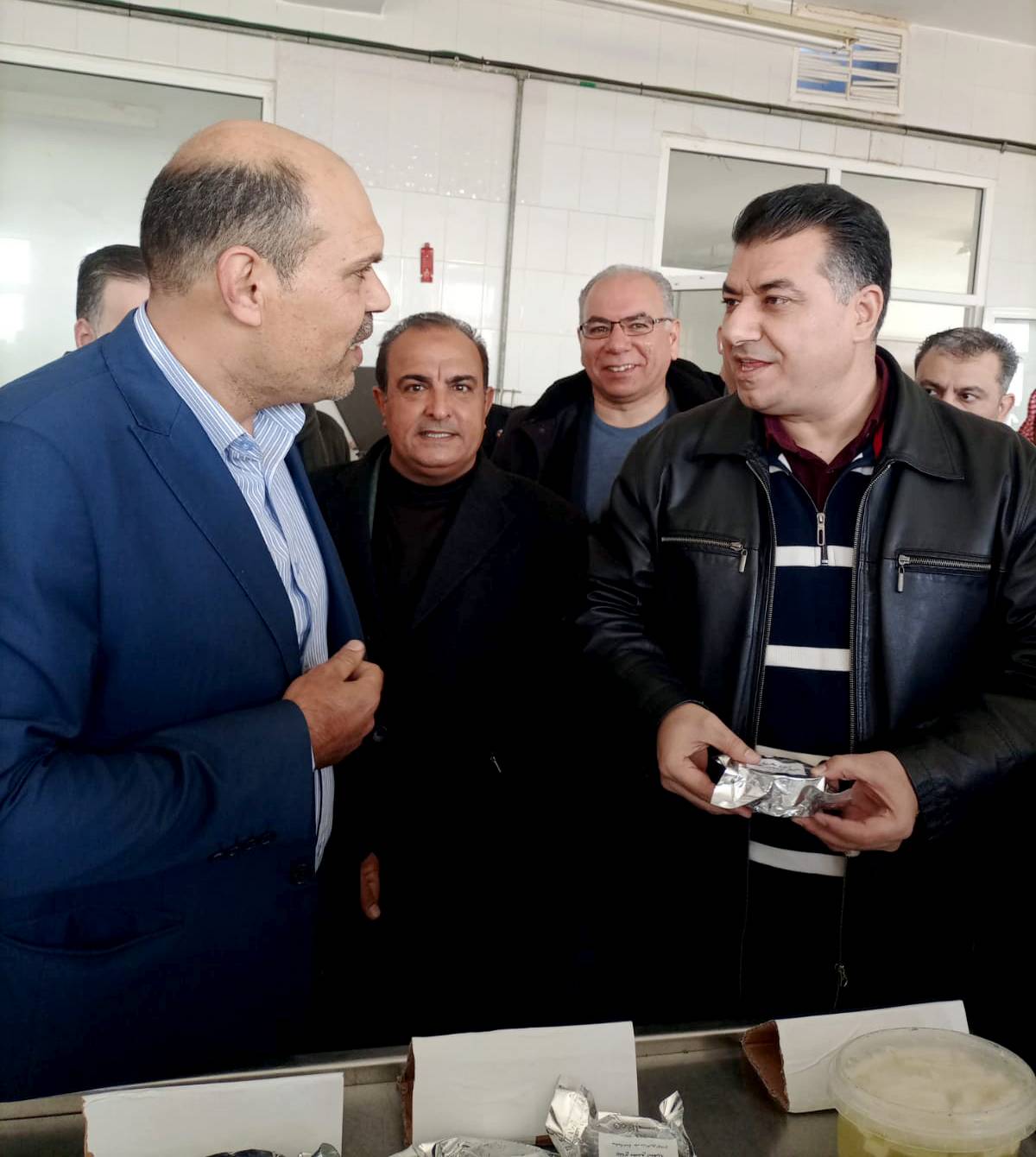 الحنيفات يتفقد مشروعات زراعية في الطفيلة
