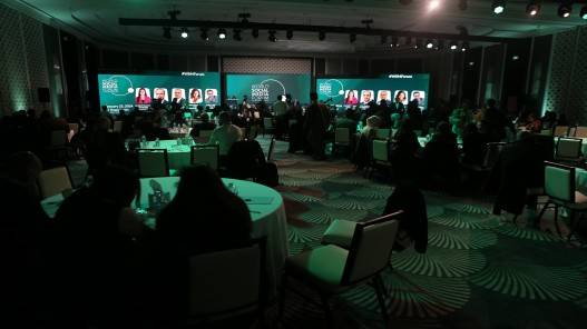 إعلاميون يتحدثون عن ضرورة تحسيـن تمثيل الإعلام العربي وتأثيـره فـي مواجهة التحديات