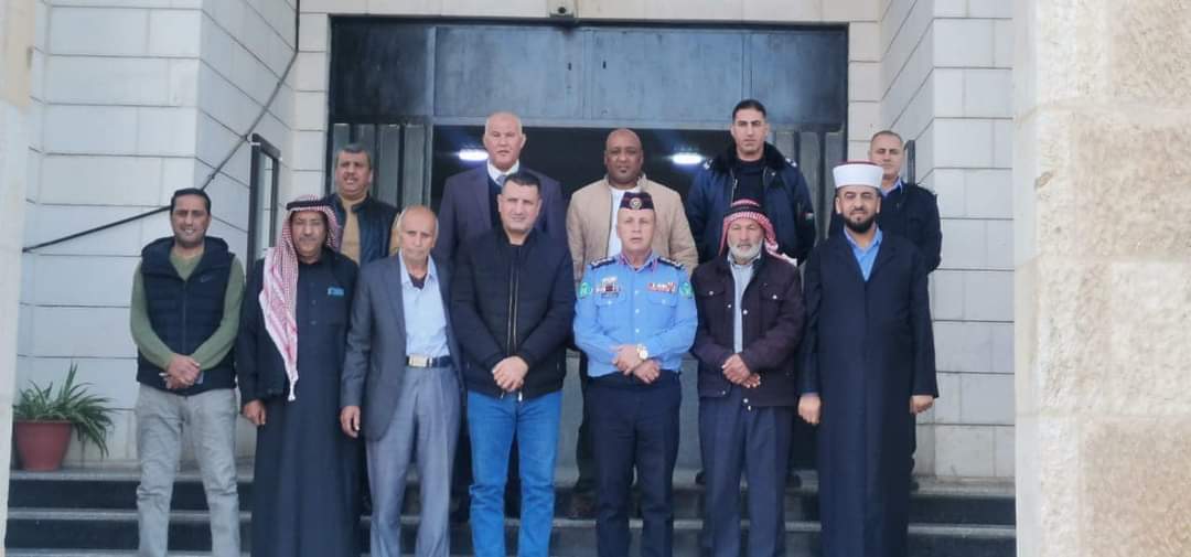 العقيد الهباهبة يلتقي عدداً من المتقاعدين العسكريين
