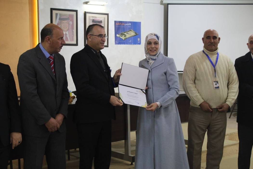 مدير تربية بني كنانة يكرم المدارس المشاركة في مبادرة السنبلة