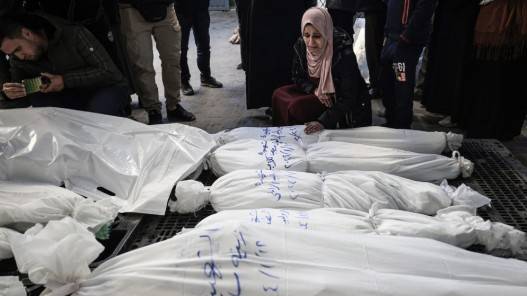 شهداء وجرحى في قصف الاحتلال الإسرائيلي على غزة لليوم الـ117 من العدوان