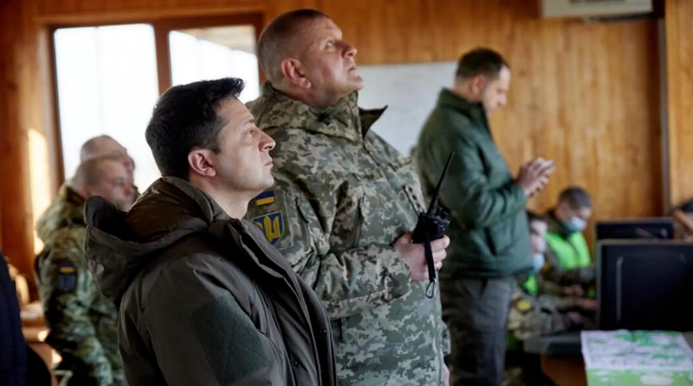 إيكونوميست: الخلاف بين الرئيس الأوكراني وقائد الجيش يتصاعد
