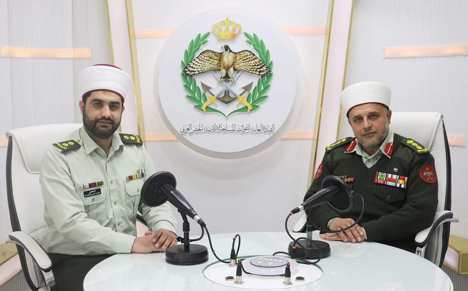 إذاعة الجيش العربي تستضيف العقيد الامام حسن المخاترة