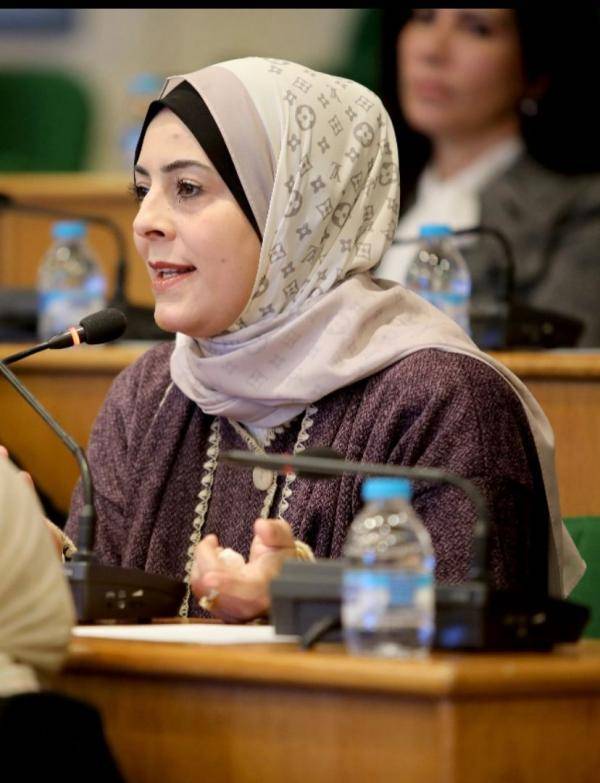 الكوز رئيسا للجنة القانونية في أمانة عمان
