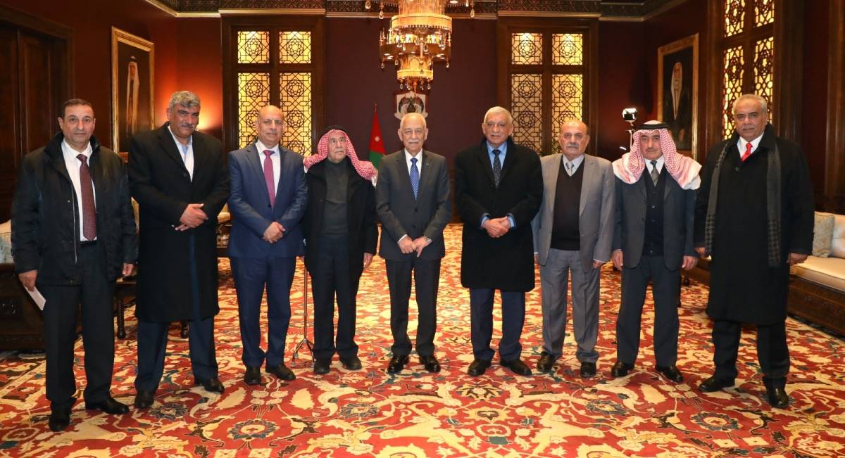 رئيس الديوان الملكي الهاشمي يلتقي وفدين من مبادرة عزوة وطن وجمعية الوفاق الخيرية...صور
