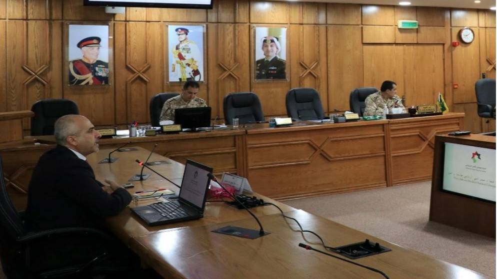 رئيس المركز الوطني للأمن السيبراني يحاضر في كلية الدفاع الوطني