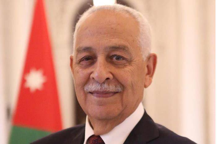 مندوبا عن الملك وولي العهد.. العيسوي يعزي آل شاهين