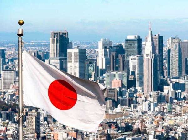 العجز التجاري الياباني ينخفض إلى النصف مقارنة بالعام الماضي