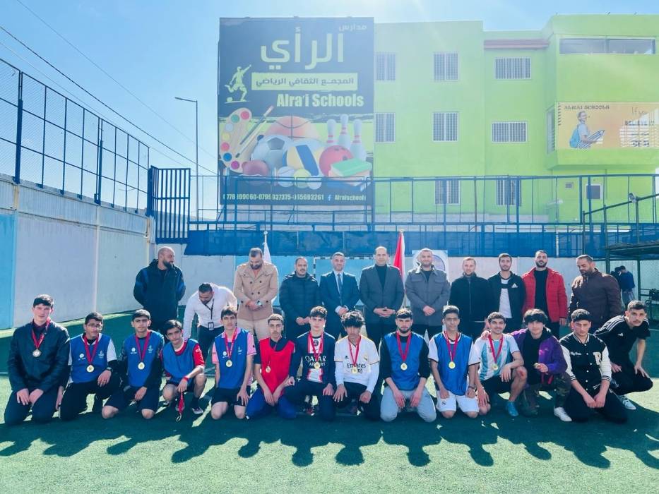 الشوابكة يرعى المبارة النهائية  الودية لكرة القدم في لواء الجامعة ...صور