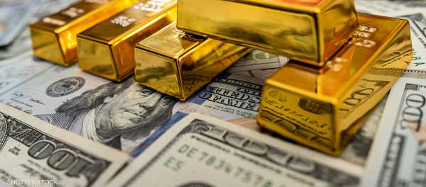 الذهب يحافظ على بريقه وسط ضعف الدولار وتصاعد التوترات