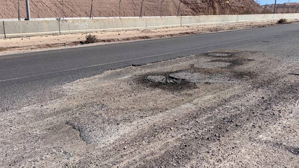 المنطقة الجنوبية بالعقبة.. منشآت واستثمارات حيوية يخدمها طريق متهالك