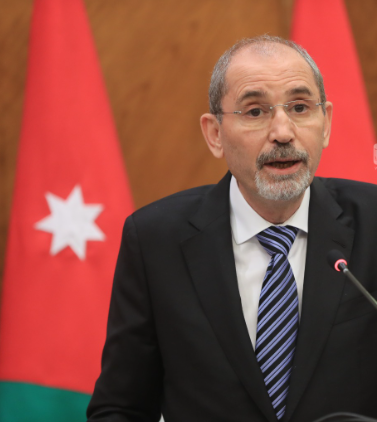 الصفدي: ينام الفلسطينيون على القهر ويستيقظون على قمع الاحتلال