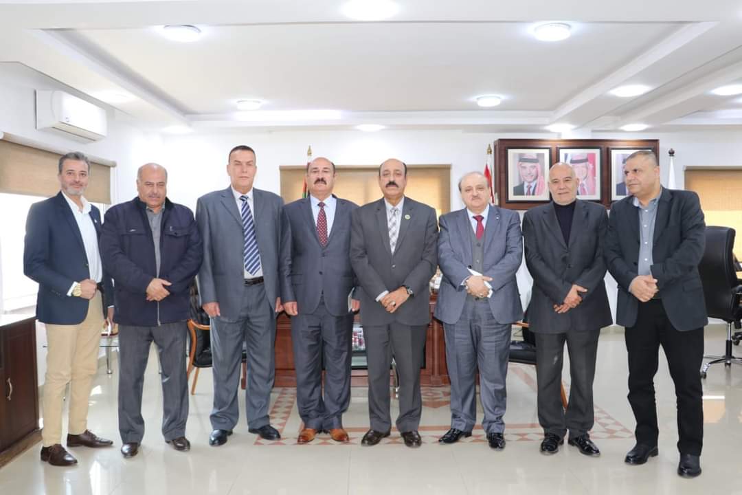 الشوبكي يستقبل أمين عام حزب البناء الوطني ...صور