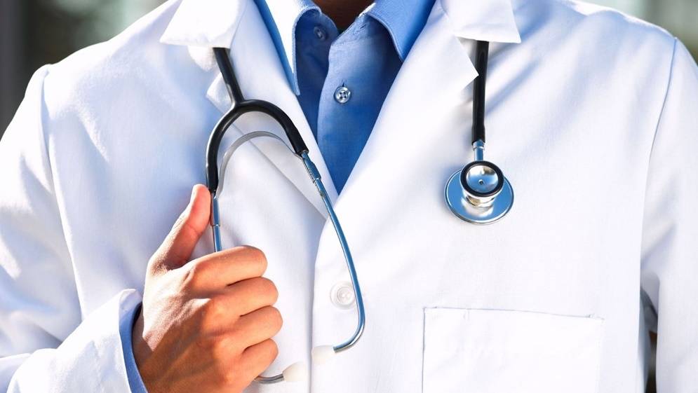 الزعبي يدعو لإمهال الأطباء أسبوعين لإتمام نهائي لائحة الأجور