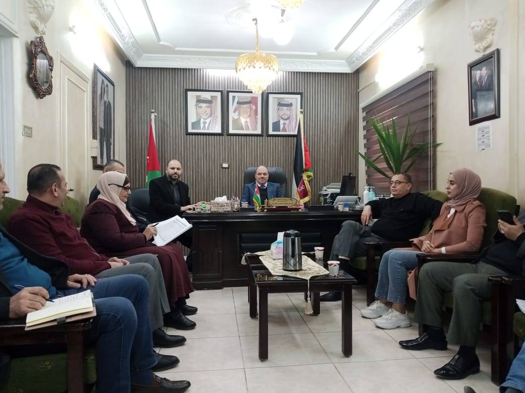 الجراح يترأس اجتماع رؤساء الأقسام في تربية الطيبة والوسطية ...صور