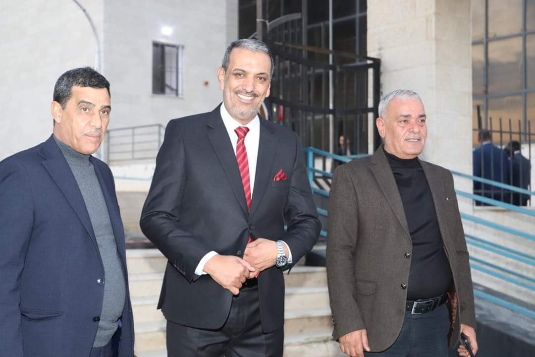 رئيس بلدية صبحا والدفيانة يشارك بتوقيع وثيقة تأييد وولاء  للملك ...صور