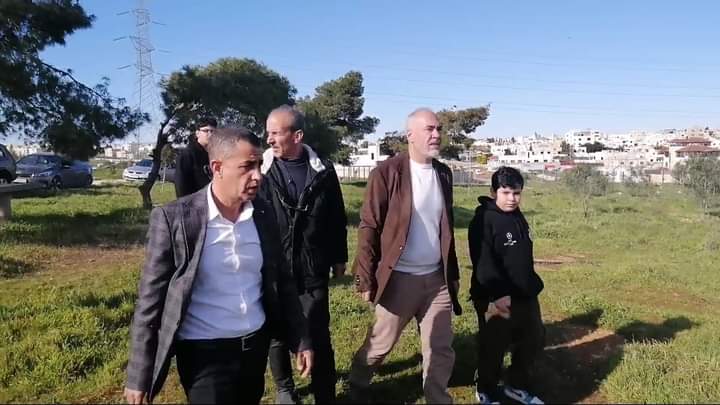 الجمعية الأردنية لرياضة الصيد تحتفل بيوم الشجرة في غابة الجمعية في جاوا وتسعى لغرس مليون شجرة حرجية.