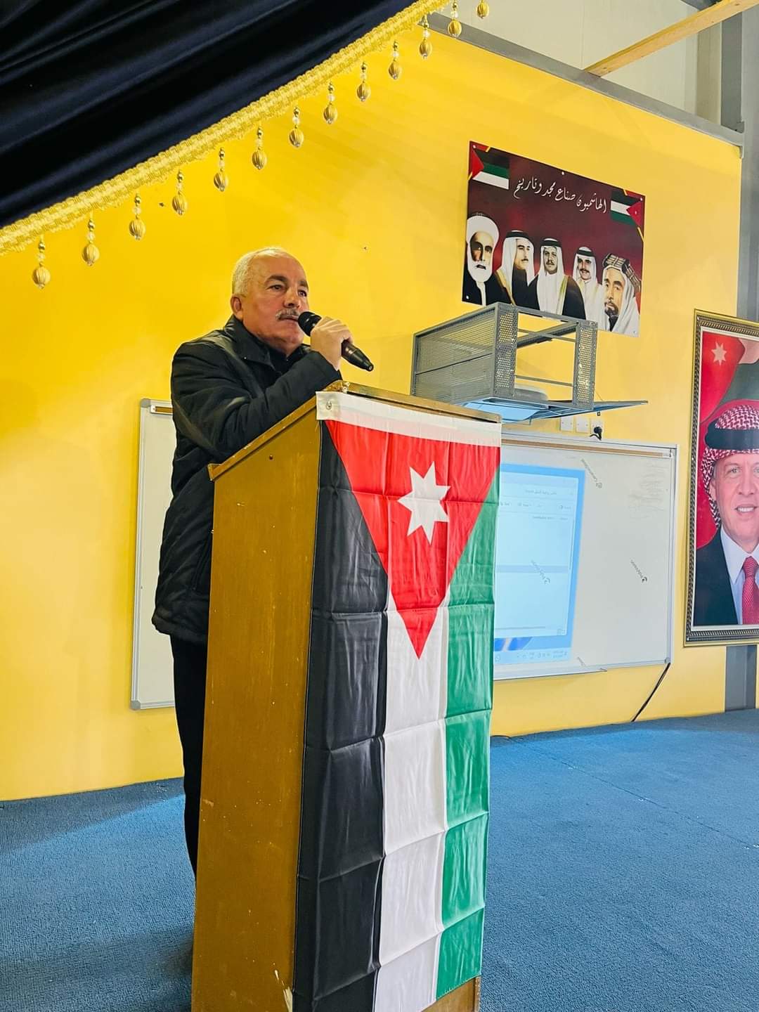 شديفات يرعى حفل مدرسة القرطبي  بذكرى تعريب قيادة الجيش ...صور