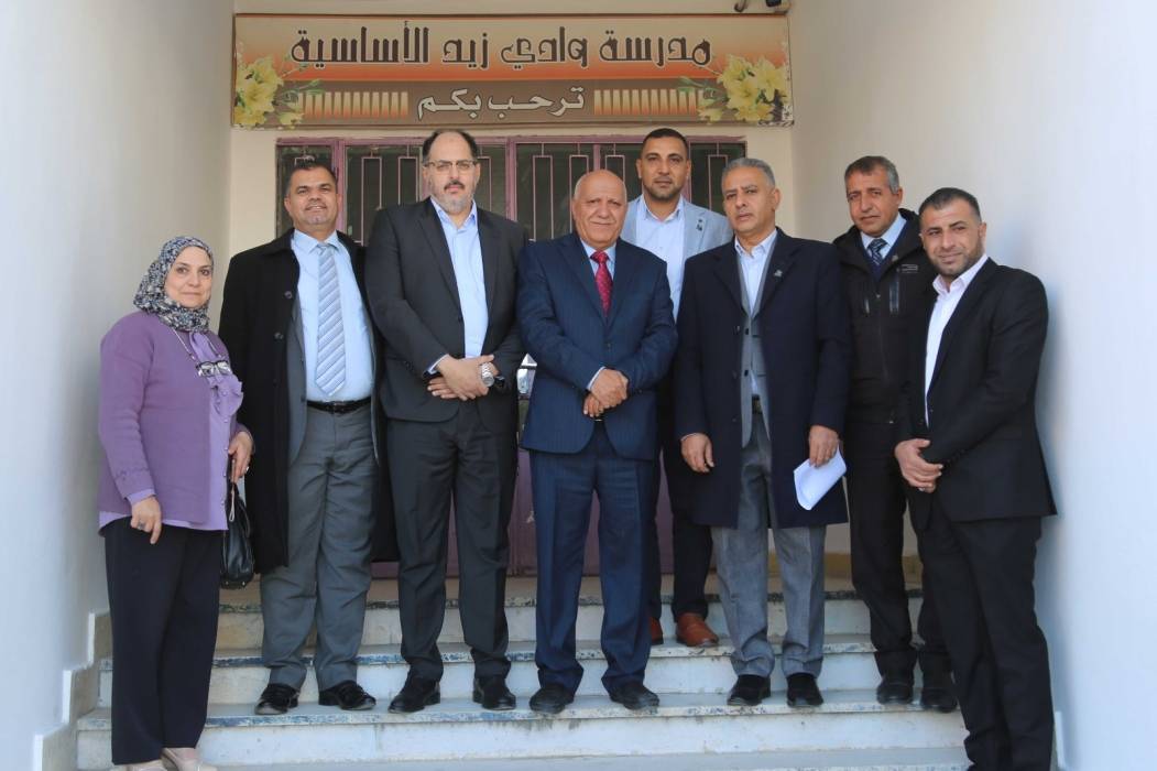 تسليم مفاتيح منزلين لاسر عفيفة.. واجراء صيانة لـ 4 مدارس حكومية في محافظة الطفيلة