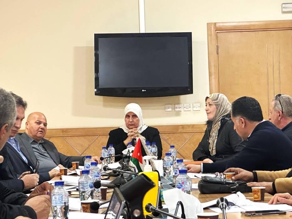 المواصفات والمقاييس و تجار الحلي والمجوهرات تبحثان جملة من التحديات