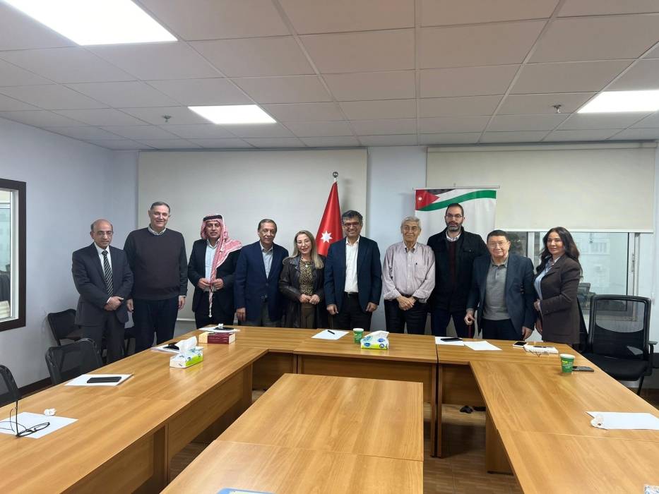 الجمعاني والصايغ والمصري لرئاسة المجلس الاستشاري المدني الديمقراطي