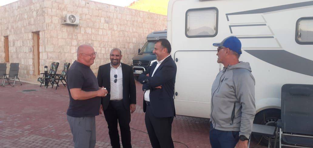 سلطة إقليم البترا تستقبل سياحة الكرفانات في القرية الثقافية_صور