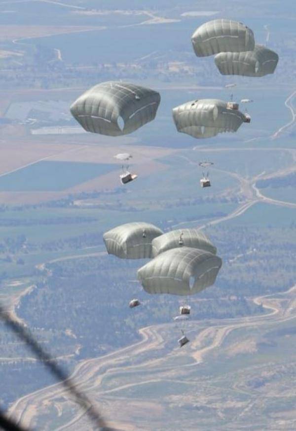 الحكومة: المشاركة الدولية في عمليات الإنزال تعتبر نجاحًا أردنيًا