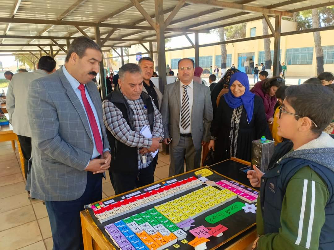 الفقرا يفتتح معرض الوسائل التعليمية للتدخلات العلاجية في منطقة القصر