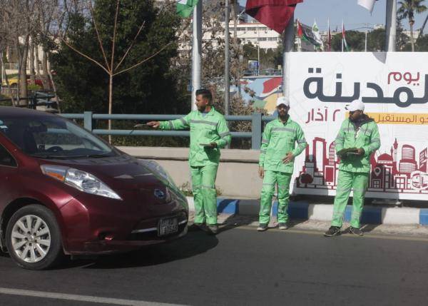 الأمانة تنفذ مبادرة ضمن حملة عمان بيتنا