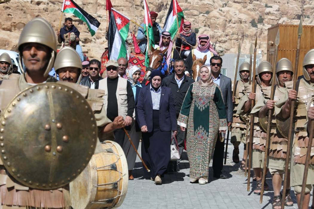 سلطة إقليم البترا تحتفي باليوبيل الفضي ويوم المرأة العالمي في القرية الثقافية_صور