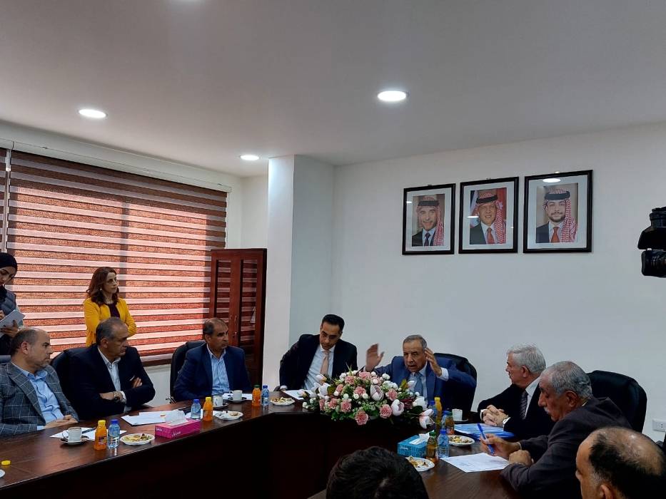 كريشان يطلع على إنجازات وتطلعات بلدية بني عبيد في اربد