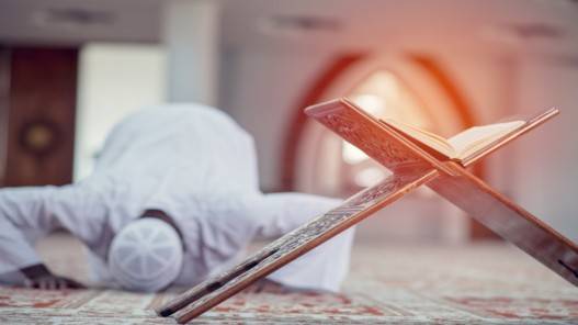 وزارة الأوقاف تحدد 20 ركعة صلاة التراويح