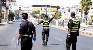 الأمن يضبط سائق مركبة ظهر بفيديو أثناء تسببه بحادث لرقيب سير ويحجز المركبة