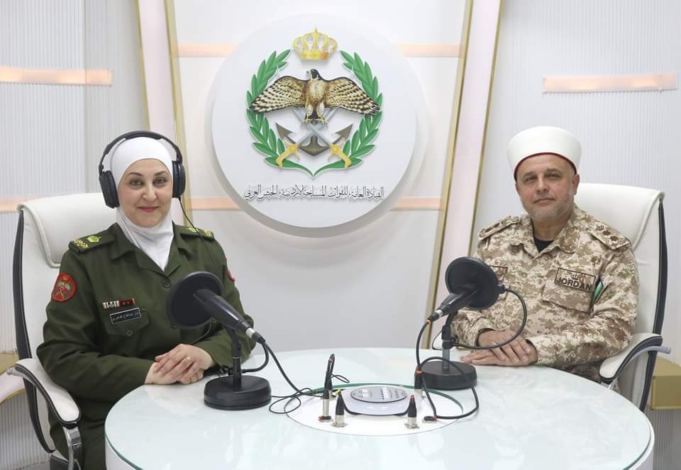 إذاعة الجيش العربي تستضيف العقيد الامام حسن المخاترة