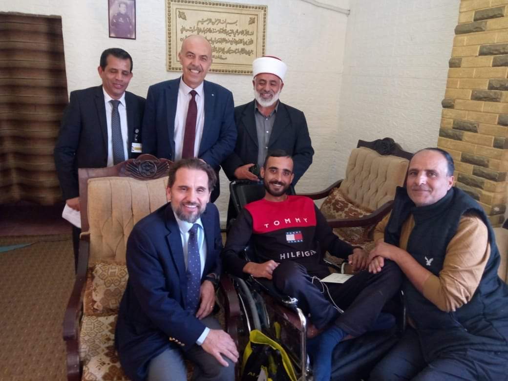 الأمير مرعد يزور مصابين عسكريين في عمان...صور