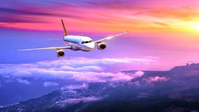 ولادة سيدة أردنية تجبر طائرة على تغيير مسارها