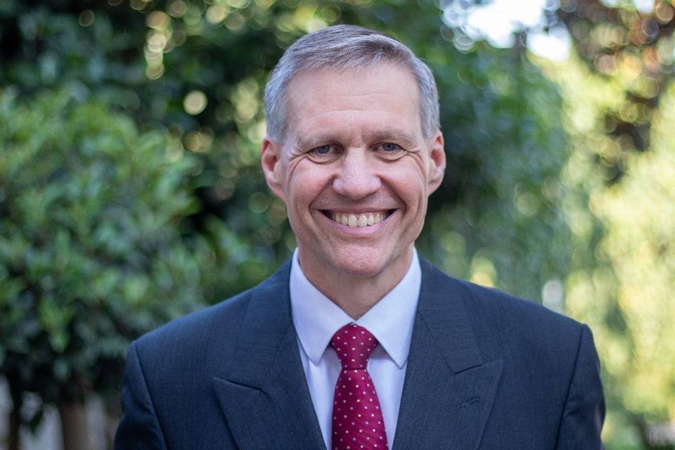 السفير البريطاني: الاردن يقوم بعمل استثنائي لدعم سكان غزة