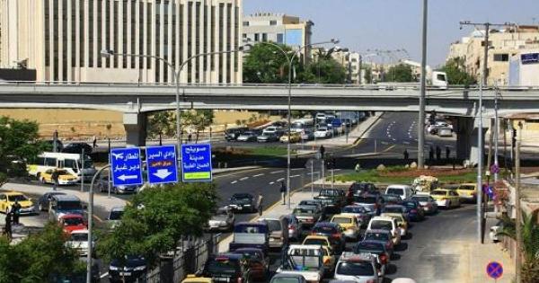 عطل يسبب ازدحاما خانقا باتجاه اشارات الثامن