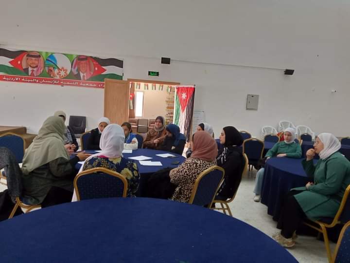 محاضرة حول التسامح الديني بمركز شابات دير أبي سعيد النموذجي