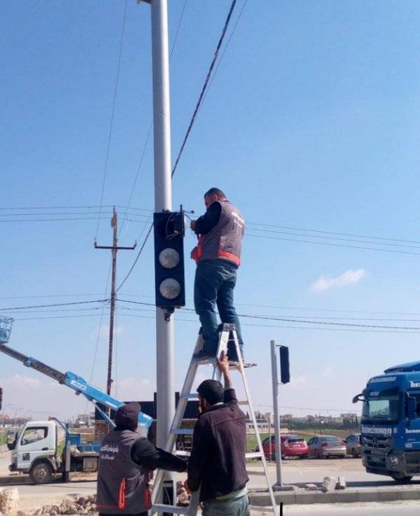 إشارة ضوئية جديدة تدخل الخدمة في مأدبا
