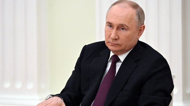 بوتين يطالب بتعزيز حرس الحدود في البر والبحر