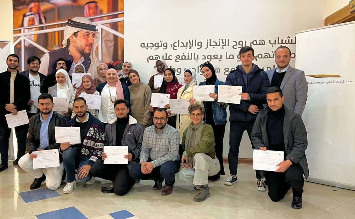 مواصلة البرنامج التدريبي للتربية الإعلامية والمعلوماتية في عدة محافظات