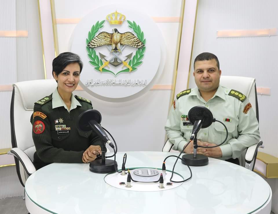 إذاعة الجيش العربي تستضيف النقيب الطبيب كرم مشهور البدور