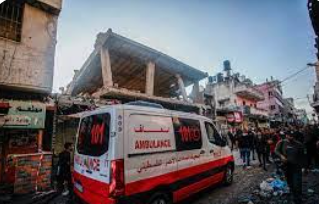 قوات الاحتلال تجبر الهلال الأحمر على إخلاء مستشفى الأمل